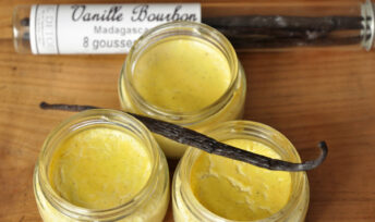 Petits pots de crème à la vanille ou au chocolat