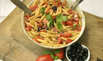 Salade de pâtes à la checca