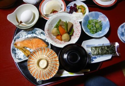 Alimentation et art de la table à la japonaise