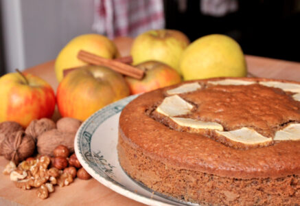 Gâteau aux pommes-noix-noisettes
