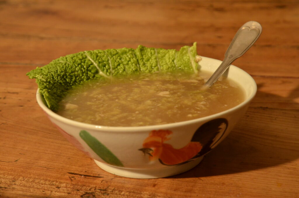 Soupe chinoise au chou, dite « Oreilles d’éléphant »