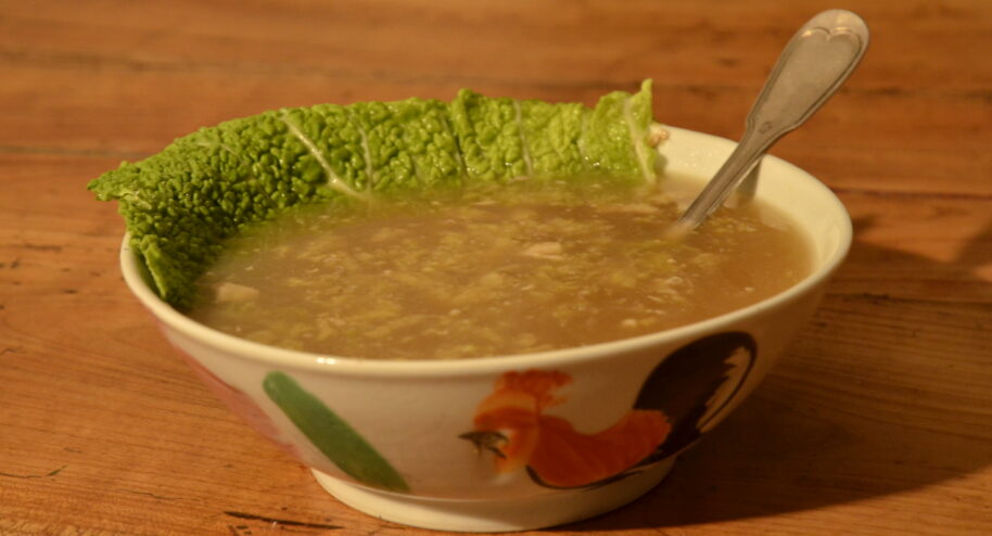 Soupe chinoise au chou, dite « Oreilles d’éléphant »