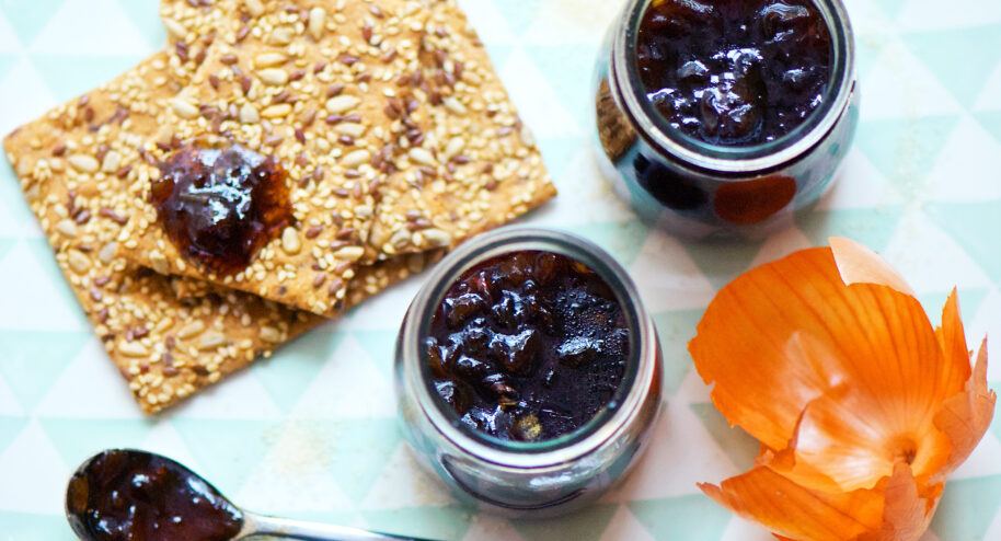 Relish aux oignons caramélisés