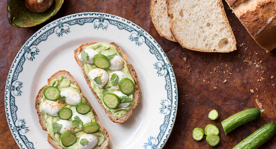 Tartines au beurre d'avocat