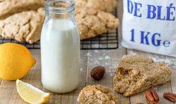 Lait fermenté maison et scones aux noix de pécan