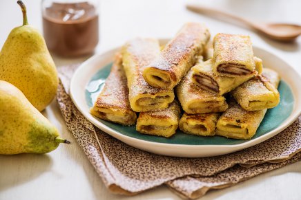 Pain perdu roulé à la poire et au chocolat