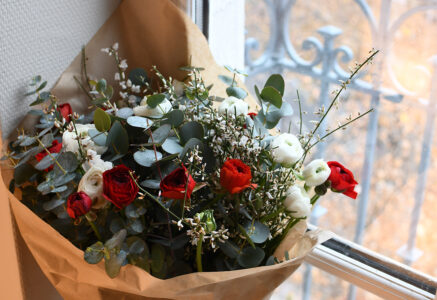 Rouge et vert, un bouquet aux couleurs de Noël.