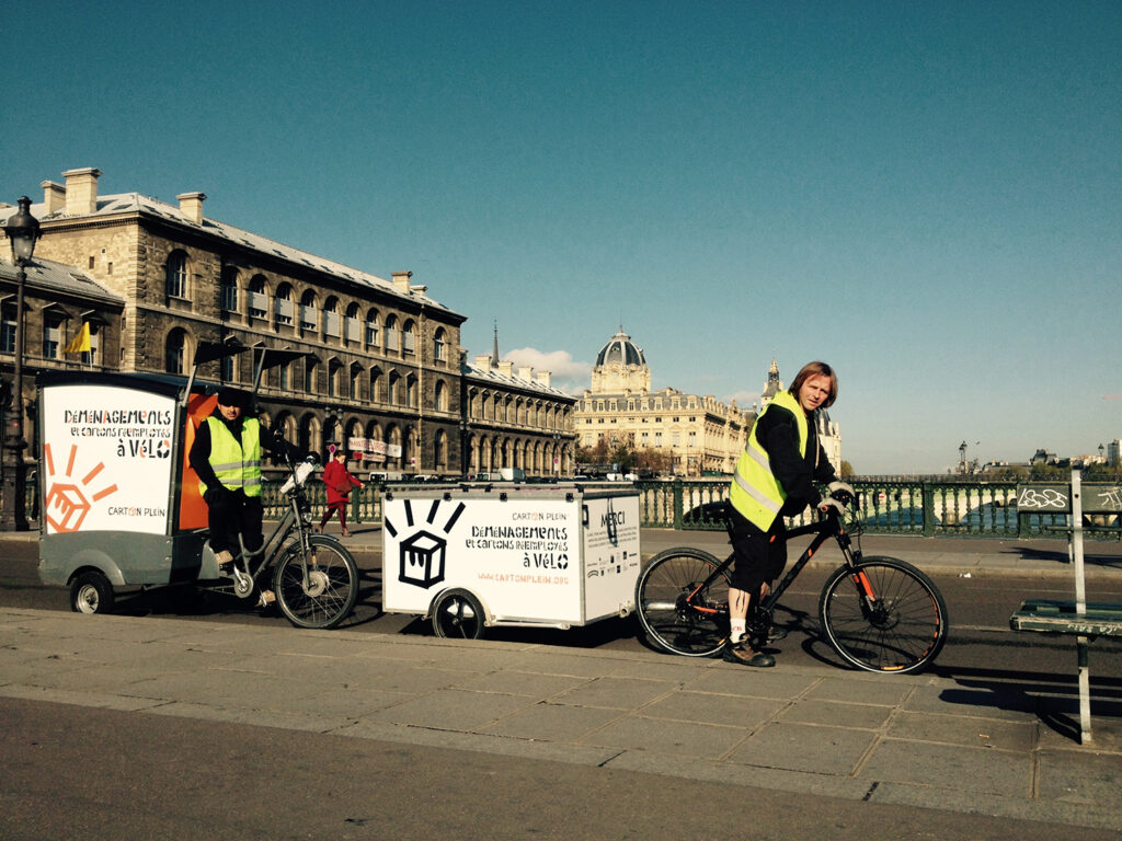 Un déménagement solidaire et écolo avec l'asso Carton Plein © Carton Plein