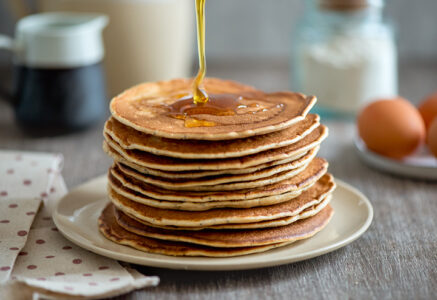 Pancakes à la farine d’orge et au sirop d’agave