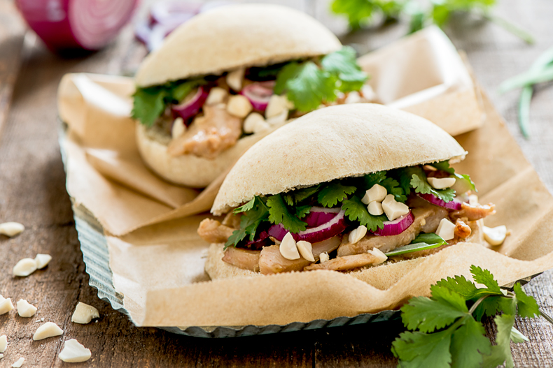 Bao burger au poulet - DR Mon Quotidien Autrement - E. Montuclard