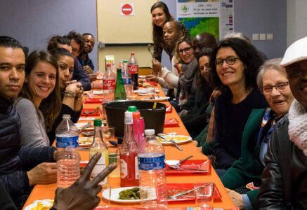 Wake Up Café : une association de réinsertion qui aide les détenus
