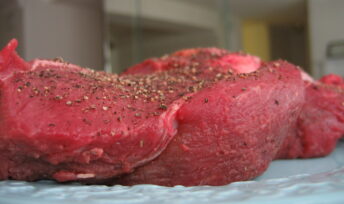 Un Français mange 24,2 kg de viande de boeuf par an en moyenne. © Jason Riedy
