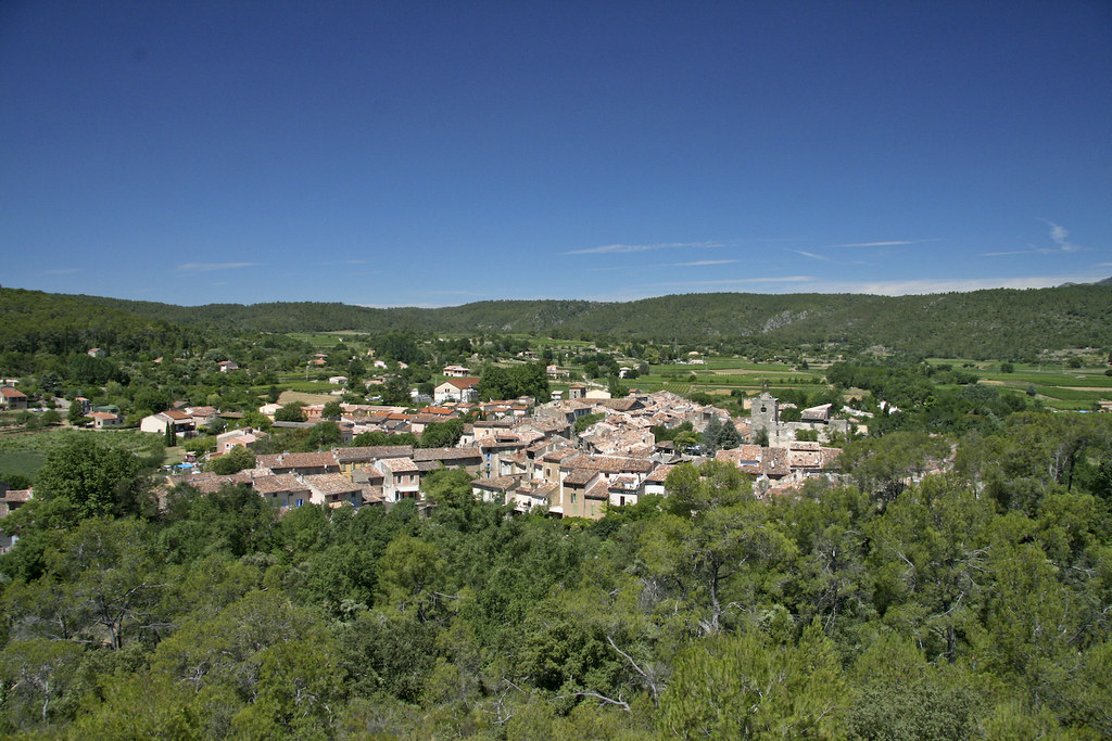 Le village de Correns.