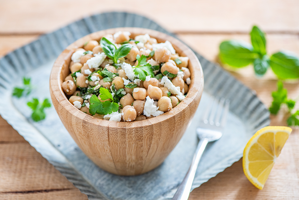 Salade de pois chiches aux herbes - DR Mon Quotidien autrement - E. Montuclard
