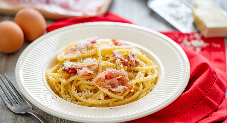 Spaghetti carbonara - DR. Mon Quotidien Autrement - E. Montuclard
