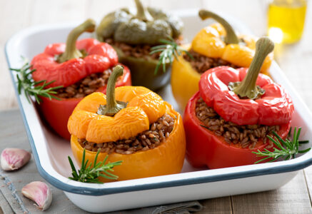 Poivrons farcis au blé et au romarin