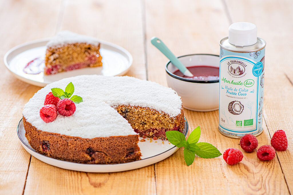 Gâteau au yaourt, framboise, coco et huile fruitée noisette bio - DR Mon Quotidien Autrement - E. Montuclard