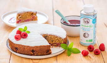 Gâteau au yaourt, framboise, coco et huile fruitée noisette bio - DR Mon Quotidien Autrement - E. Montuclard