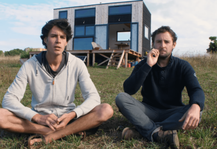 Deux ingénieurs youtubeurs nous parlent d’habitat durable