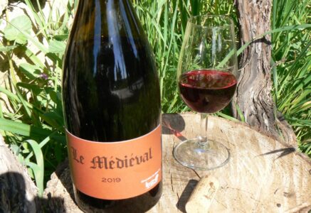 Le Médiéval, un vin bio à base de cépages d’antan