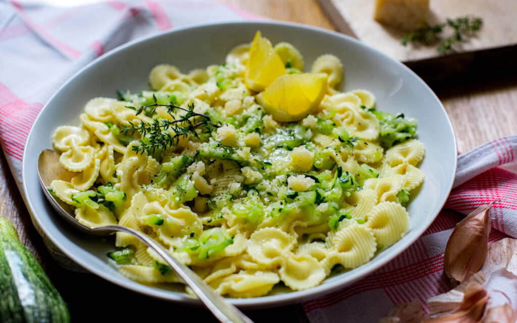 Pâtes aux courgettes et parmesan - DR Mon Quotidien Autrement - E. Montuclard