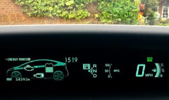 Un modèle de Prius.