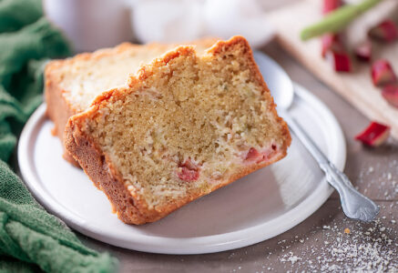 Cake à la rhubarbe