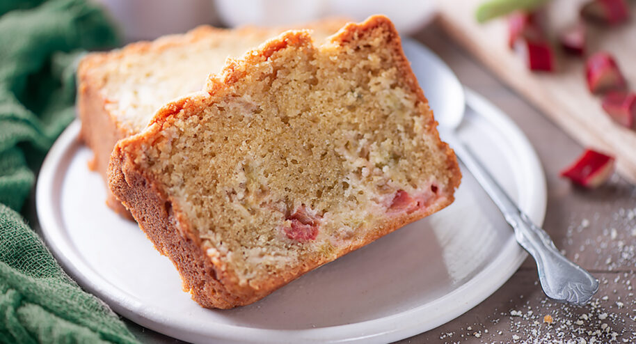Cake à la rhubarbe - DD Mon Quotidien Autrement - ©E. Montuclard