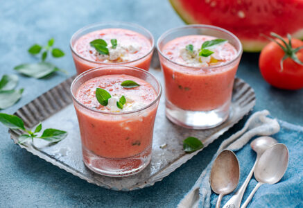 Gaspacho de pastèque, tomate et basilic