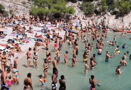 Tourisme de masse : comment protéger les sites naturels