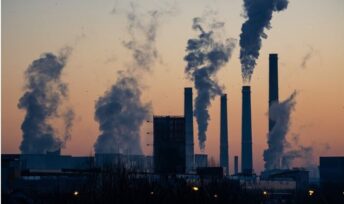 La pollution de l'air tue chaque année. © Ella Ivanescu (Unsplash)