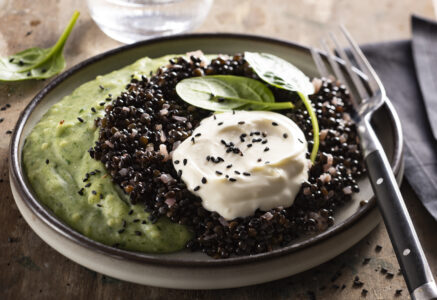 Purée verte et lentilles noires