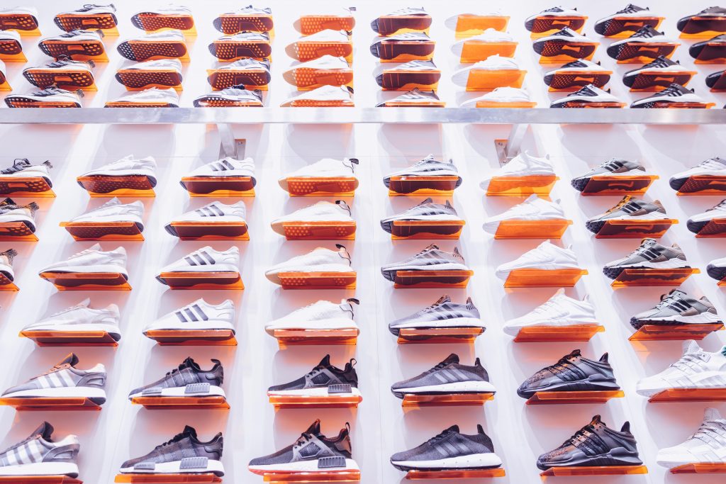 Adidas et New Balance épinglés pour greenwashing © Edgar Chaparro - Zero Waste France