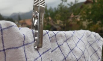 Des pinces en inox inoxydables fabriquées en France.