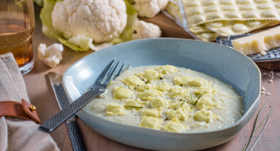 Ravioles au Comté, crème au chou-fleur et à l'ail - Mon Quotidien Autrement - ©E. Montuclard