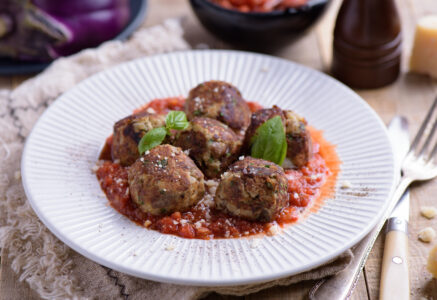 Boulettes d’aubergine sauce tomate