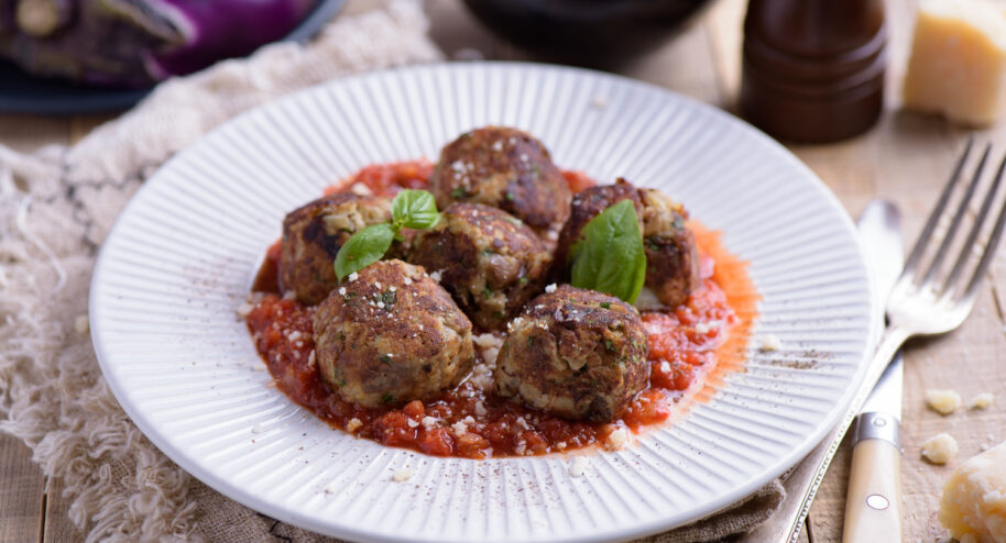 Boulettes d'aubergine sauce tomate - Mon Quotidien Autrement - ©E. Montuclard