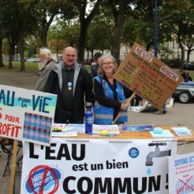 Le collectif Eau 88 lutte contre Nestlé Waters. Crédit : Eau 88