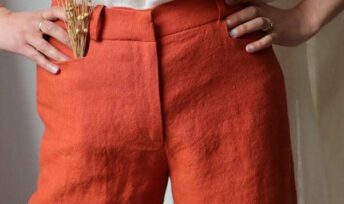 Un duo féminin lyonnais propose des pantalons durables, élégants et confortables. Crédit : C. Bergamia.