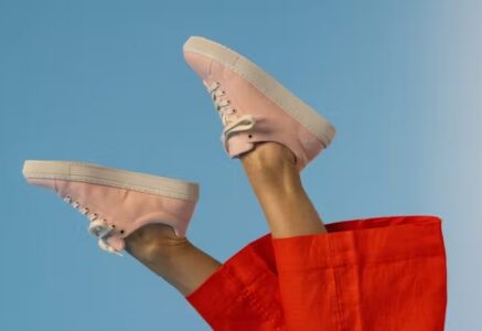 Les baskets durables en coton recyclé Ubac