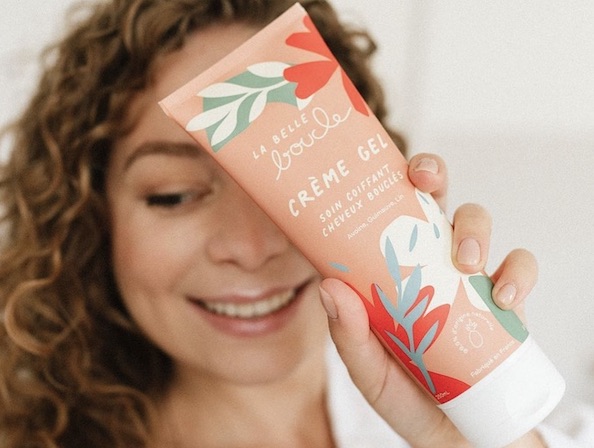 La crème gel La Belle Boucle : un soin coiffant pour vos bouclettes © Photo La Belle Boucle