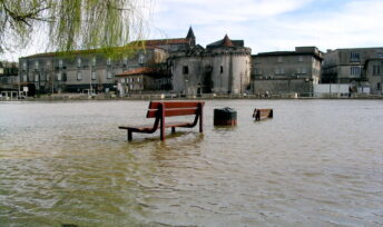 Au moment de la rénovation des logements, le risque d'inondation est encore trop peu pris en compte. Crédits : Pierre-Alain Dorange (Flickr)