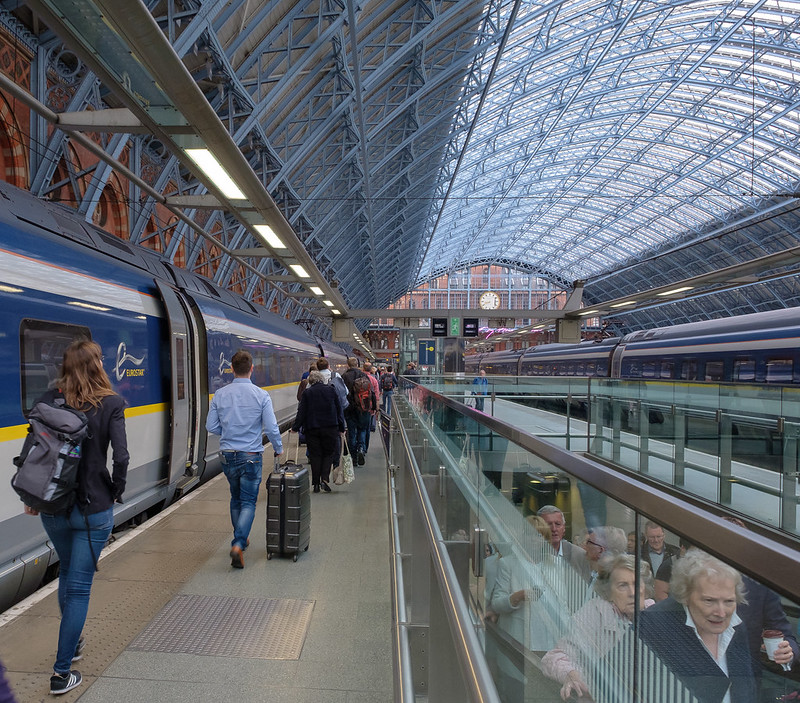 Les Temps de Trajets Responsables encouragent les salariés à voyager responsable, notamment en train. Crédits Alh1/Flickr