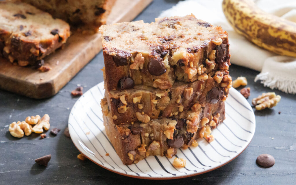Cake à la banane, aux noix et pépites de chocolat - Mon Quotidien Autrement - ©E. Montuclard