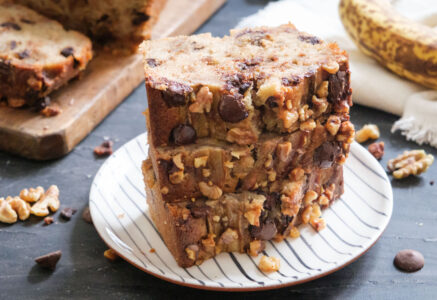 Cake à la banane, aux noix et pépites de chocolat