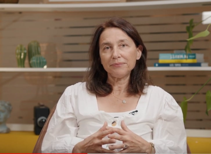 Sabine Duflo s'intéresse à l'impact de la surexposition aux écrans pour les enfants depuis une quinzaine d'années. Crédits capture d'écran vidéo La MAE