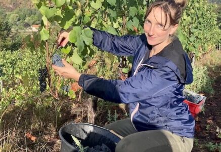 Chloé Chassang-Itier : paysanne-viticultrice dans le Cantal