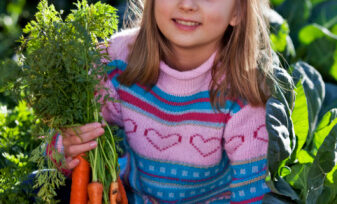 Avec les bonnes recettes, les légumes et fruits d'hiver régaleront aussi les plus petits.