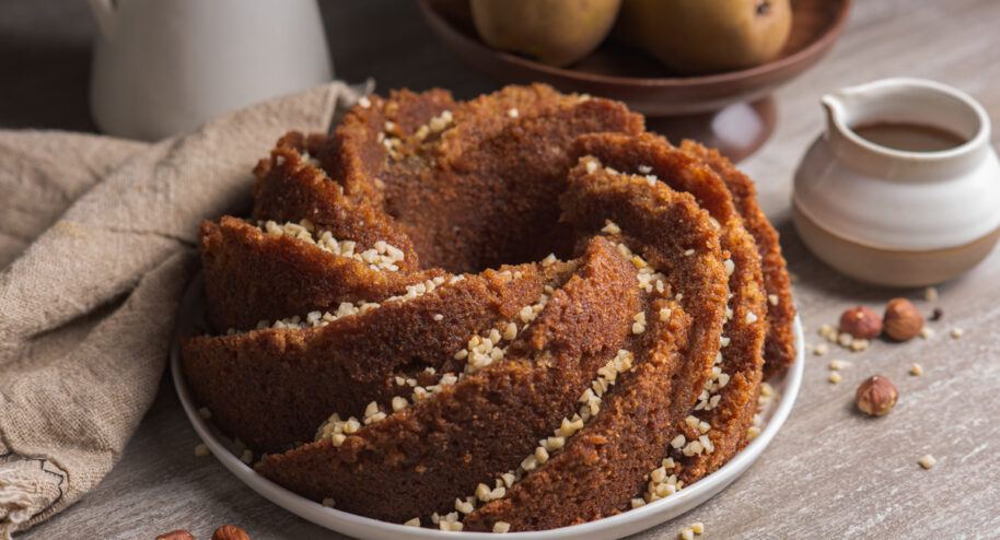 Gâteau à la noisette et aux poires - Mon Quotidien Autrement - ©E. Montuclard