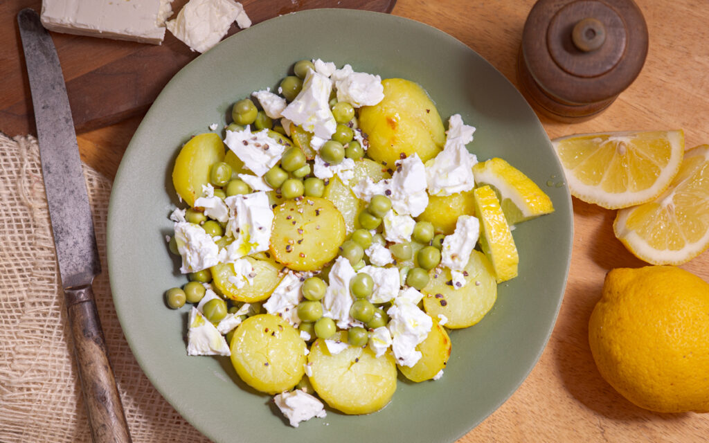 Salade de pommes de terre, petits pois, feta et citron - Mon Quotidien Autrement - ©E. Montuclard